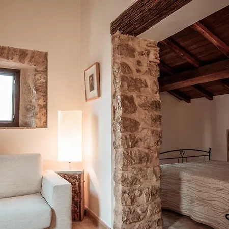 Bed & Breakfast Persei 3*